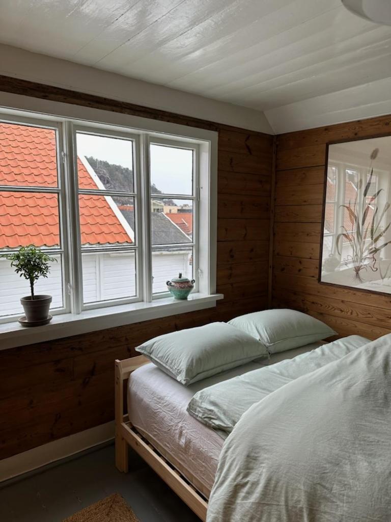 Elins Gjestehus Egersund Exterior foto